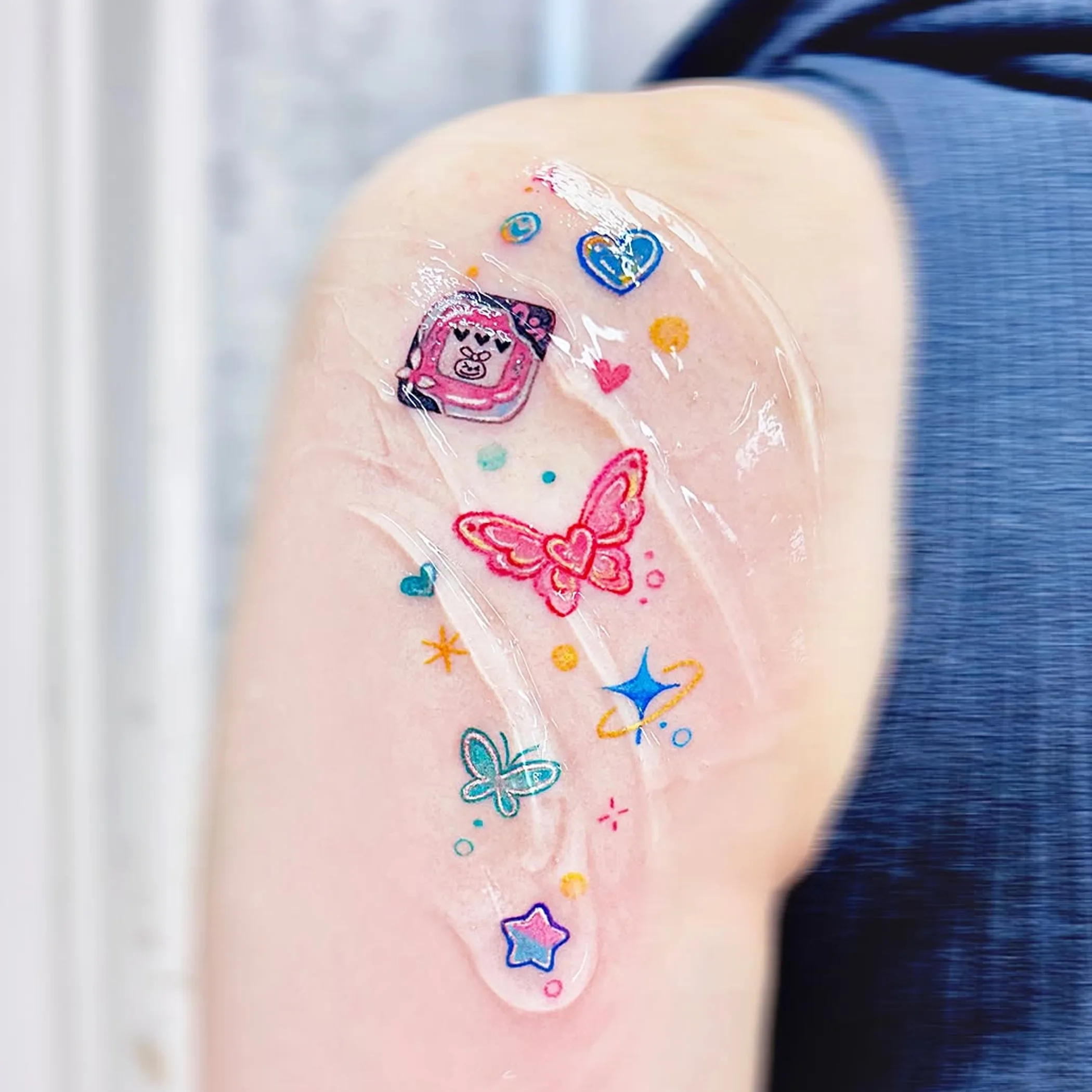 clearly visible new tattoo