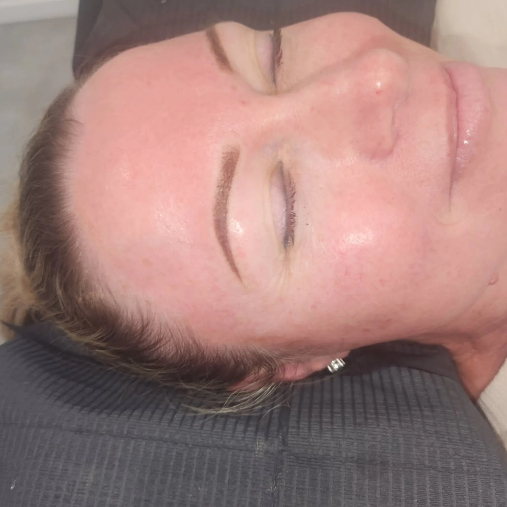 permanent makeup brows close-up